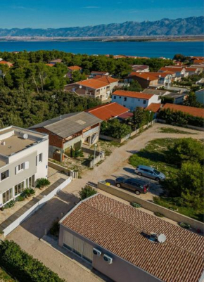 Holiday house with a parking space Vir - 17694